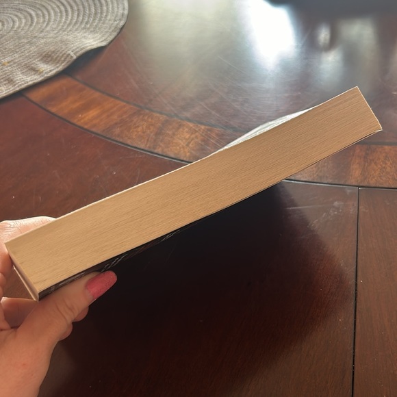 In a dark, dark wood - Picture 3 of 4